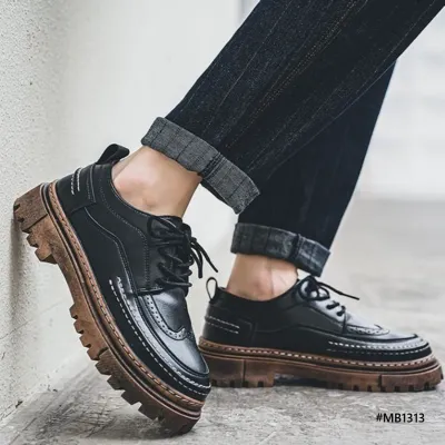 Razor Frost Martin Boots